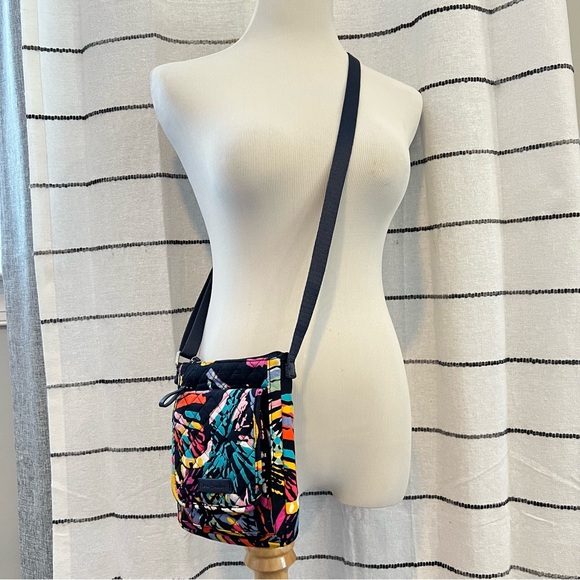 EUC Vera Bradley Butterfly Flutter Mini Hipster | Crossbody Bag | Colorful - Picture 14 of 17